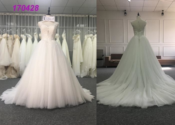 Elegantly A Line Style Bridal Ball Gowns With Lace Applique Anti - Wrinkle Design
