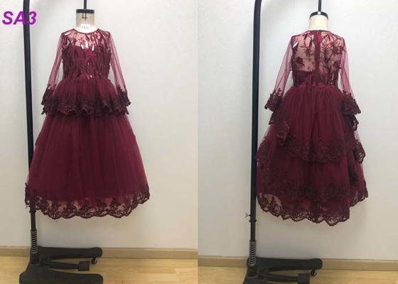 Inspirowane winem czerwone kwiatki dziecięce Flower Girl z długimi rękawami zroszony